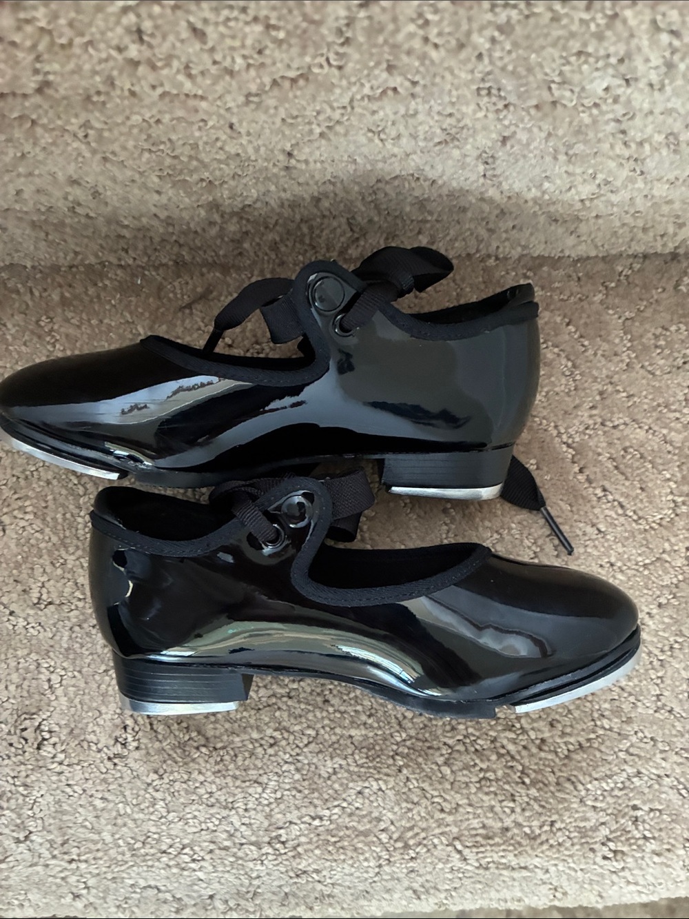 Capezio Girls Tap Dance Shoes -Black Patent Elastic & Ribbon Tie- 10.5 - Picture 3 of 6